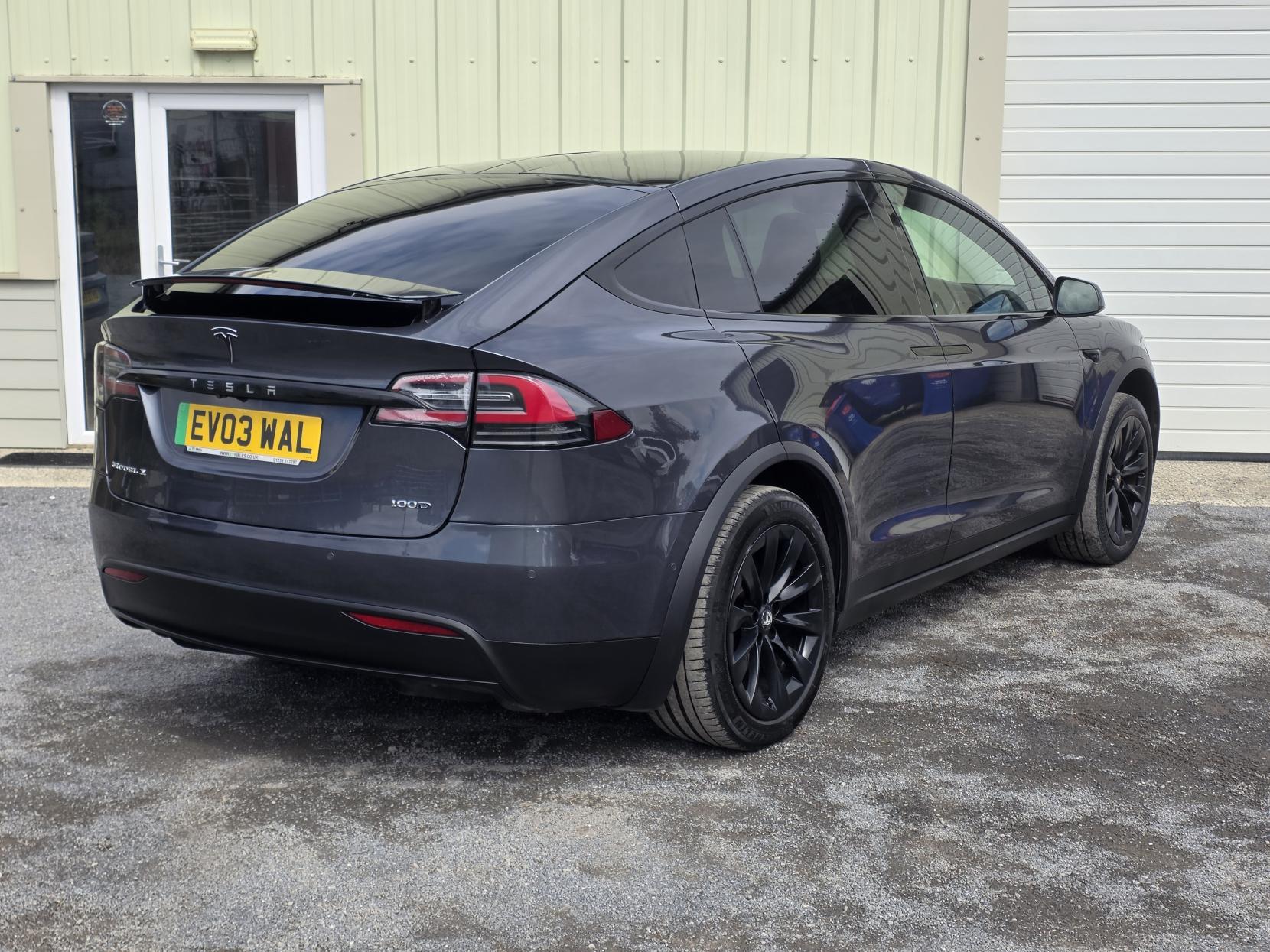 2017 00 TESLA MODEL X
