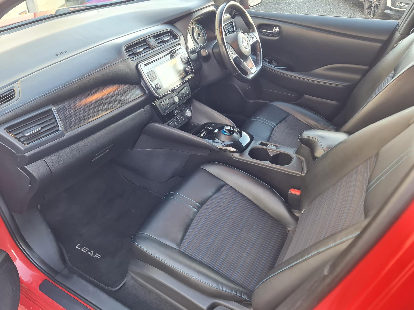 2018 00 NISSAN LEAF