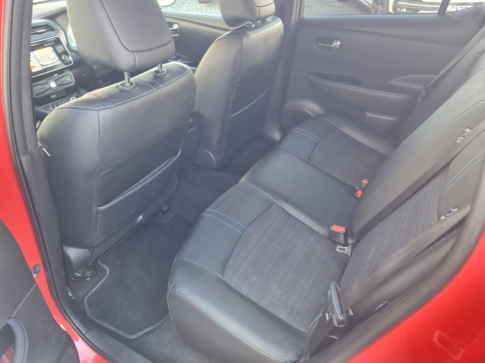 2018 00 NISSAN LEAF
